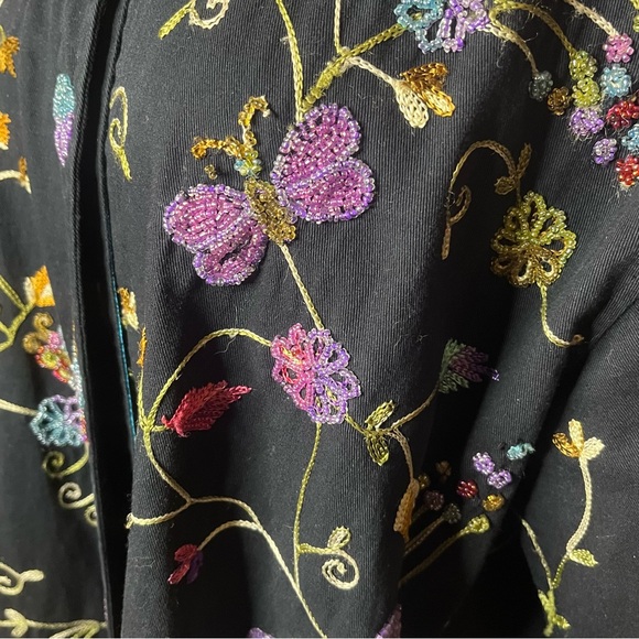 The Quacker Factory Embroidered Beaders Women’s Jacket, size 1X. - Picture 6 of 9